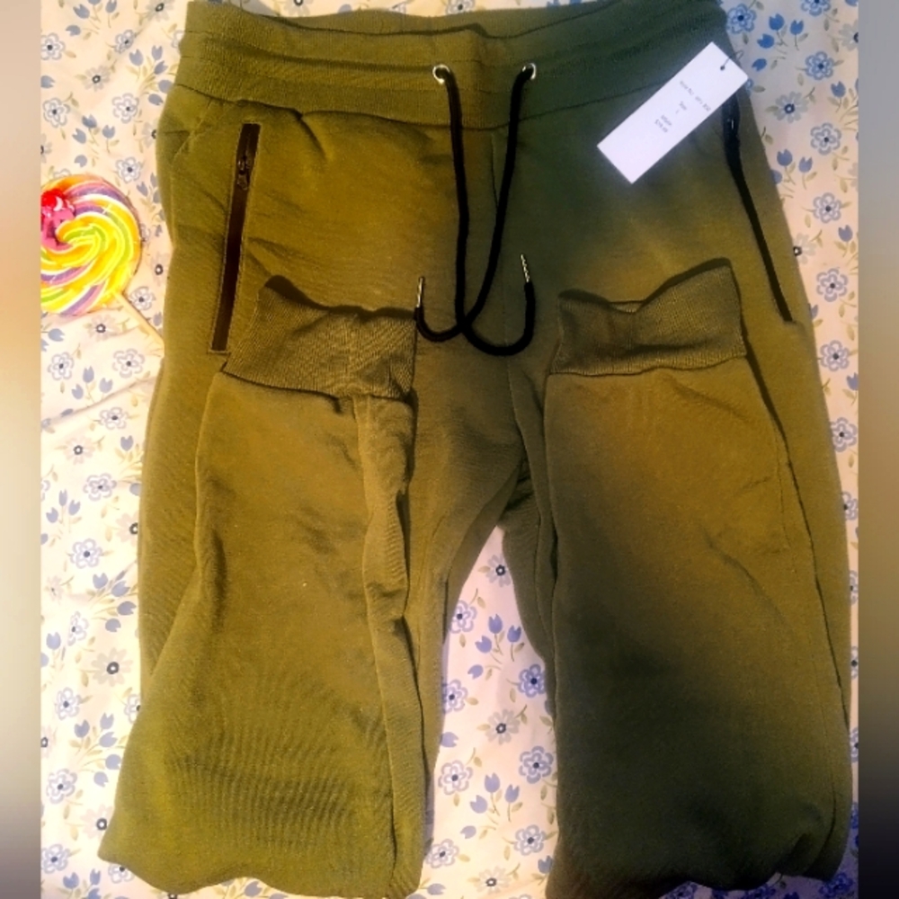 Olive Green Jogger Pants w/ Zipper Pockets
